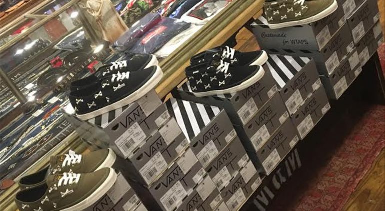 WTAPS 16AW × VANS VAULT. 「WAFFLE LOVERS CLUB」.(supreme 16fw ...